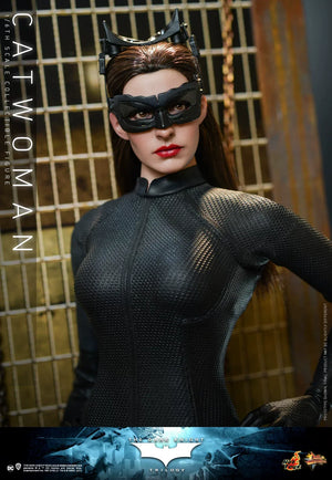 Hot Toys The Dark Knight Rises Catwoman 2.0 Statue