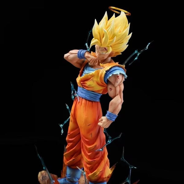 Ascended Super Saiyan 2 Goku Illuminated Diorama (35 cm)
