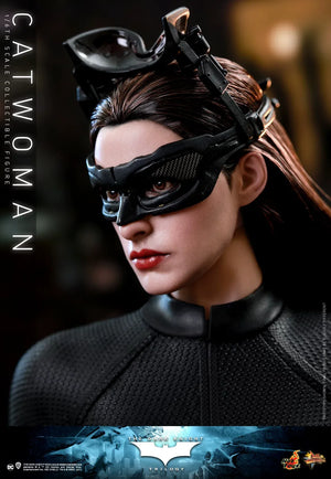 Hot Toys The Dark Knight Rises Catwoman 2.0 Statue