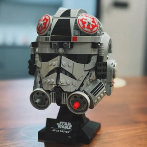Star Wars AT Driver Helmet Blocks (730 Pcs)