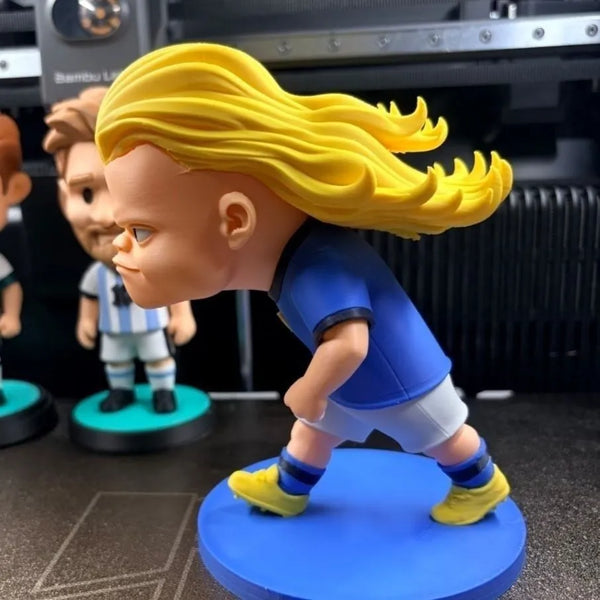 Erling Haaland Absolute Striker Desktop Figurine (15 cm)