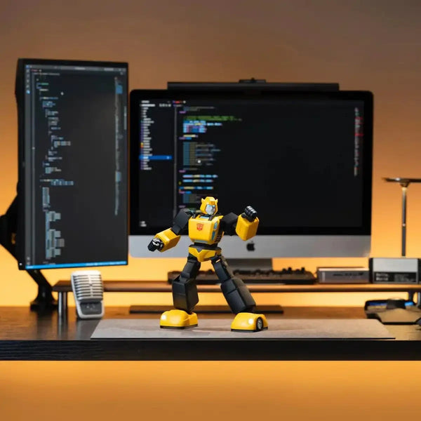 Robosen Bumblebee G1 Performance Robot (14 cm)