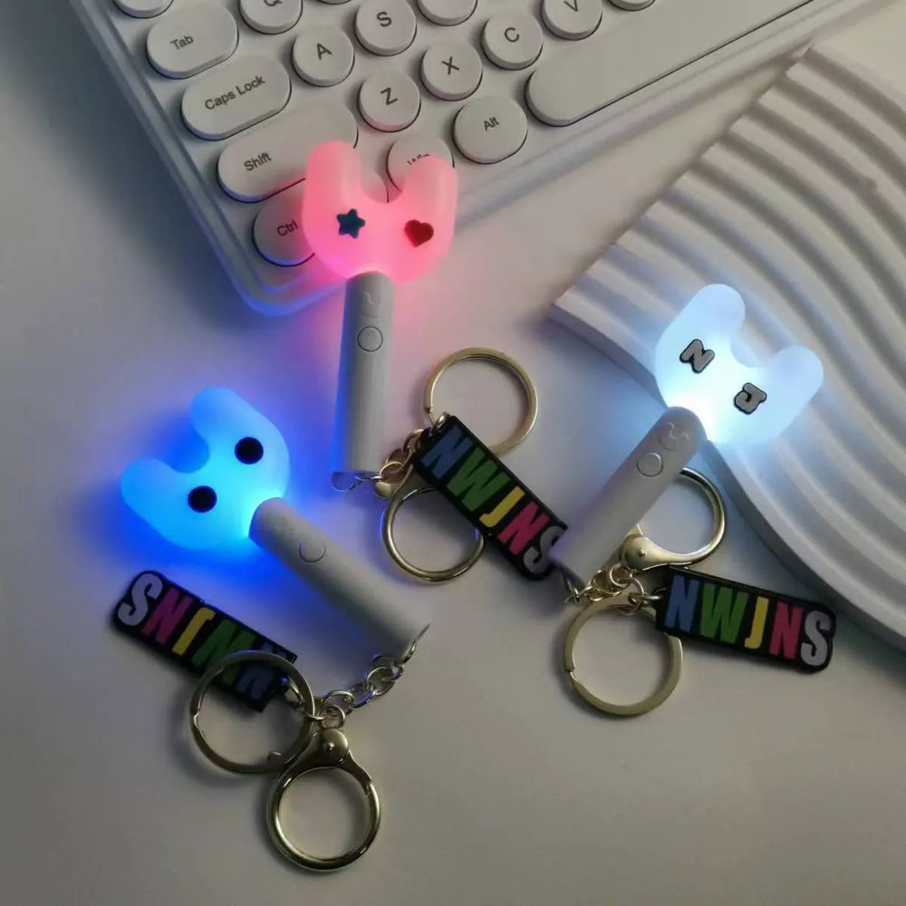 NewJeans Binky Bong Mini Lightstick Keychain