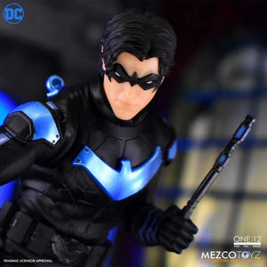 Mezco 1:12 Collective DC Comics Nightwing Figure