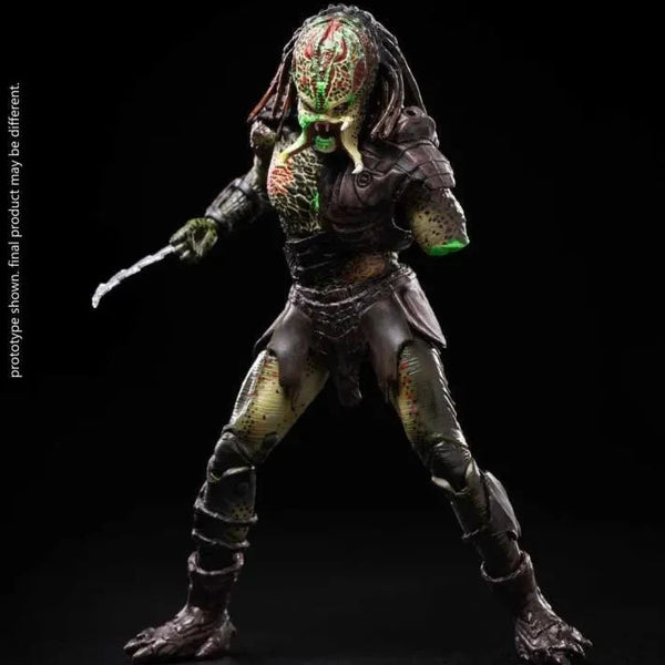 Hiya Predators Battle-Damaged Berserker Action Figure