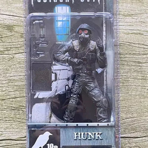 NECA Resident Evil Hunk & Zombie Figurines (16 cm)
