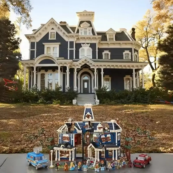 Stranger Things Creel House Building Blocks (2593 Pcs)
