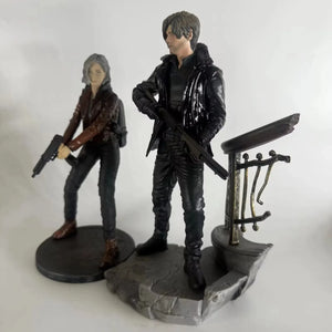 Resident Evil Leon and Grace Tactical Survivor Figure (21 cm)