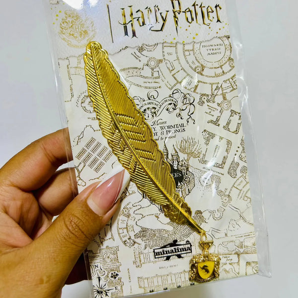 Hogwarts Academia Golden Feather Bookmark