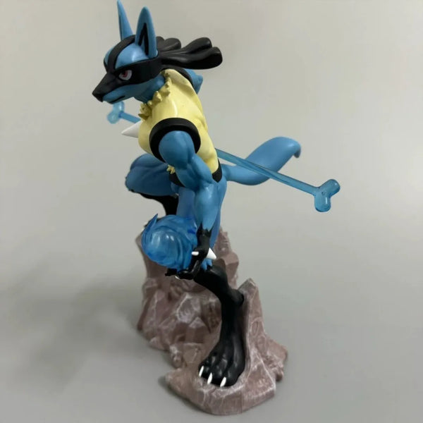 Lucario Aura Sphere & Bone Rush Ver. Figure (21 cm)