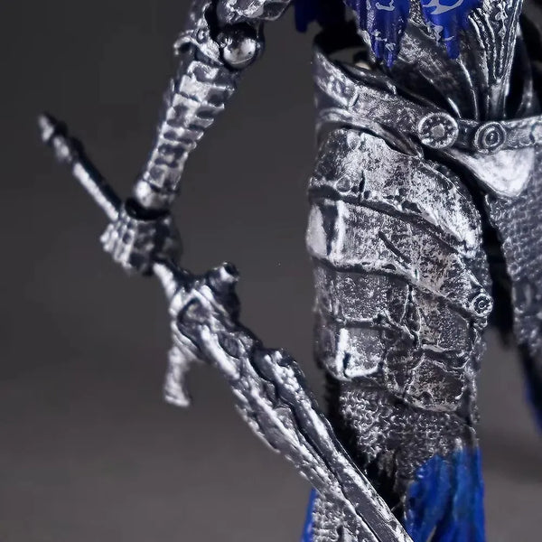 Dark Souls Knight Artorias the Abyss Walker Figurine (17 cm)