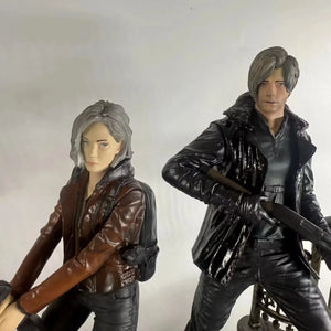 Resident Evil Leon and Grace Tactical Survivor Figure (21 cm)