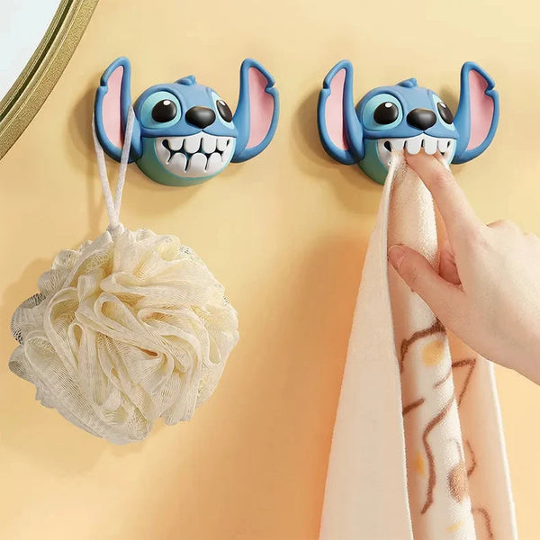 Mischief Stitch Towel Grabber Clip (Set of 2)