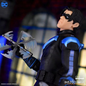 Mezco 1:12 Collective DC Comics Nightwing Figure