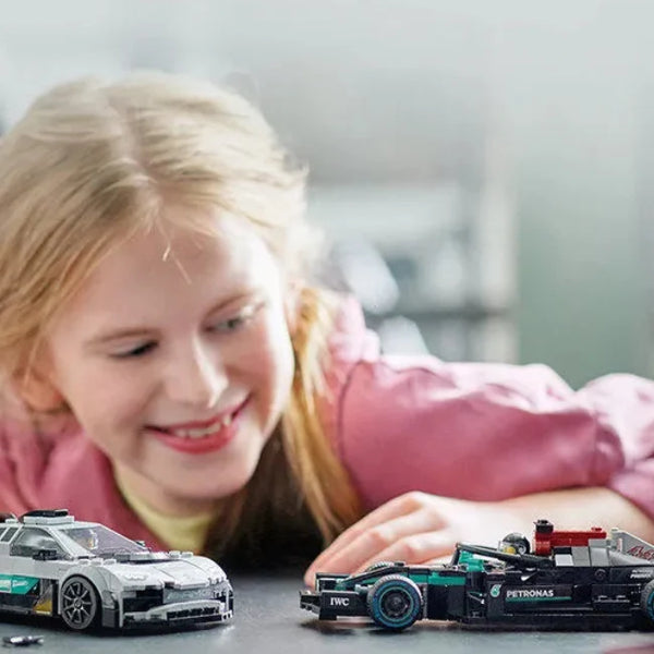 Mercedes-AMG F1 W12 & Project One Speed Champions Blocks (564 Pcs)