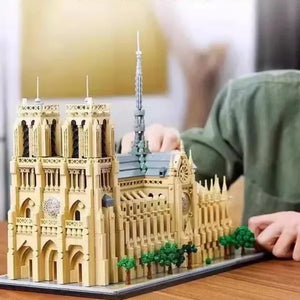 Notre-Dame de Paris Architecture Building Blocks (4383 Pcs)