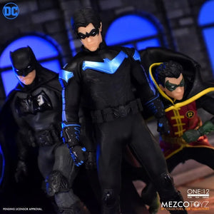Mezco 1:12 Collective DC Comics Nightwing Figure