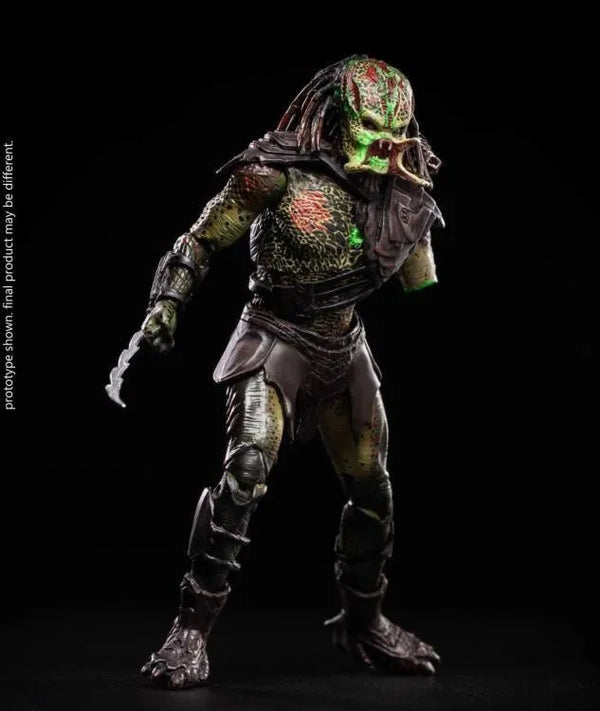 Hiya Predators Battle-Damaged Berserker Action Figure