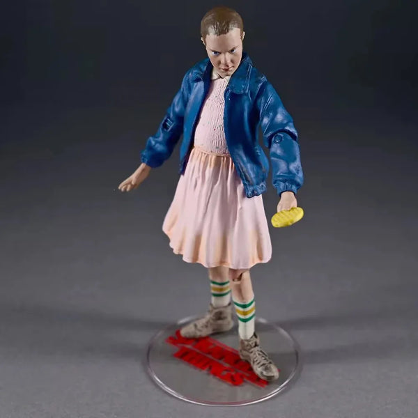 Stranger Things Eleven Retro Articulated Figurine (15 cm)