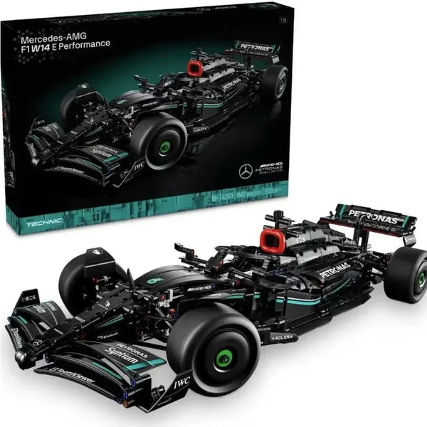 Mercedes-AMG F1 1:8 Building Blocks