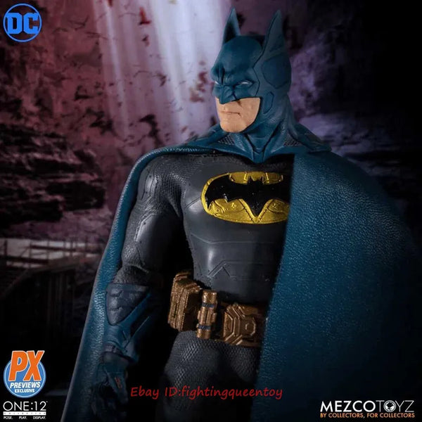 Mezco Supreme Knight Batman Premium Figure (17 cm)