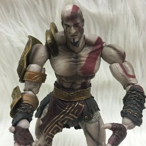 Play Arts Deluxe Edition God of War Kratos Figure (25 cm)