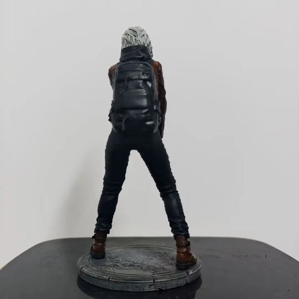 Resident Evil Leon and Grace Tactical Survivor Figure (21 cm)