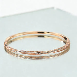 Luxury Mobius Twist Starry Sky Bangle