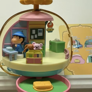 Crayon Shinchan Magnetic Rotating Blind Box