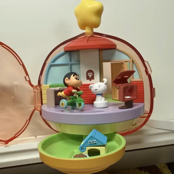 Crayon Shinchan Magnetic Rotating Blind Box