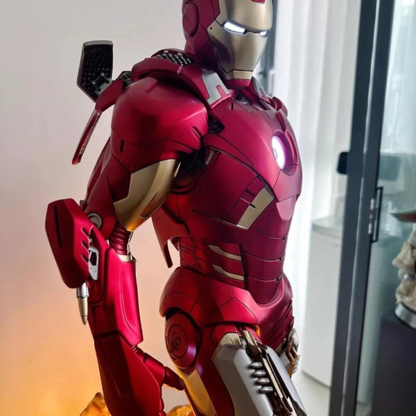 QS Iron Man Mark 7 Luminous Statue (88 cm)