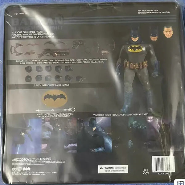 Mezco Supreme Knight Batman Premium Figure (17 cm)