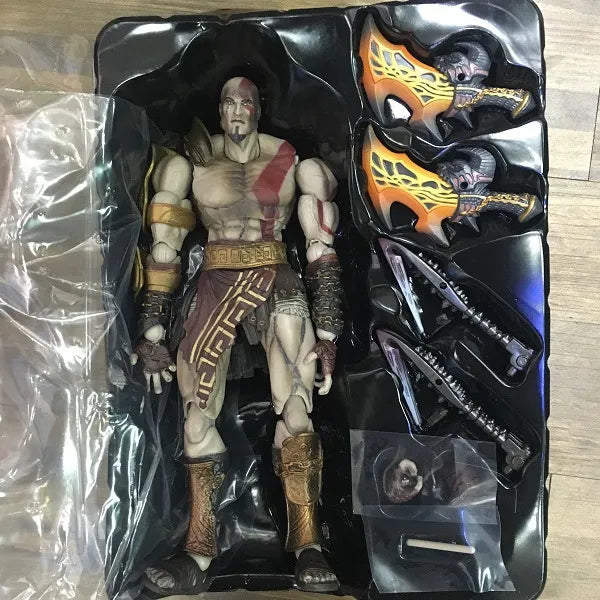 Play Arts Deluxe Edition God of War Kratos Figure (25 cm)