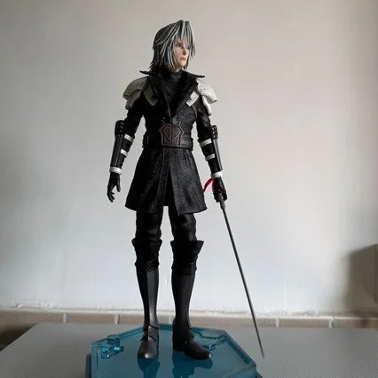 Final Fantasy VII Young Hero Sephiroth Figurine (32 cm)