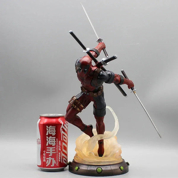 Deadpool Swords in Hand Figurine (36 cm)