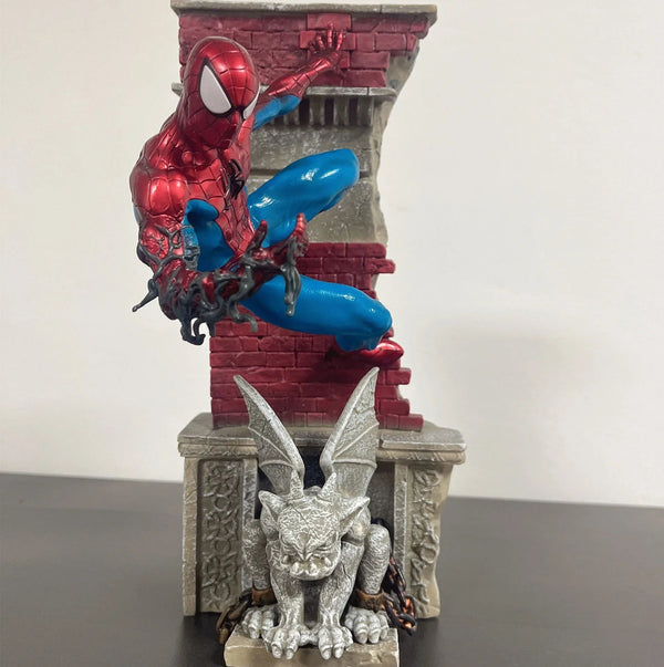 DXG Metropolis Spider-Man Figure (29 cm)