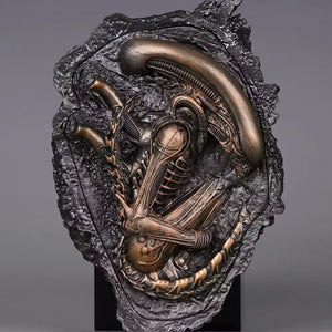 Alien Romulus Xenomorph Figure (14 cm)