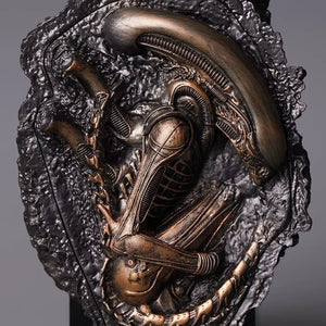 Alien Romulus Xenomorph Figure (14 cm)