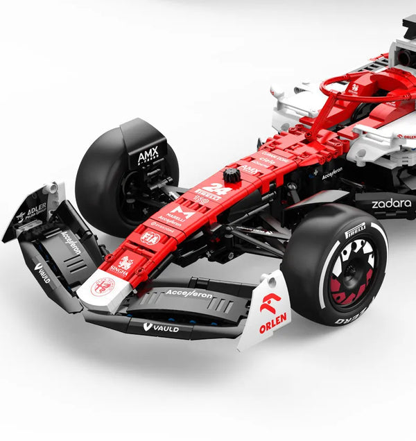 Rastar Alfa Romeo F1 ORLEN C42 1:8 Assembly Model Kit