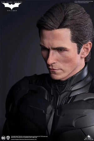 Dark Knight Gotham Guardian Deluxe Figure (68 cm)