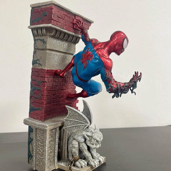 DXG Metropolis Spider-Man Figure (29 cm)