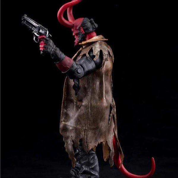Hellboy Trenchcoat Style Action Figure (18 cm)