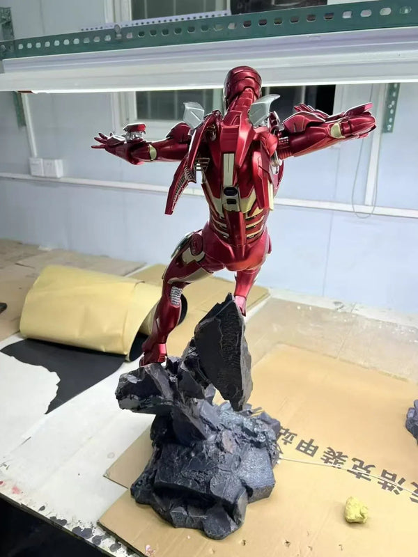 Iron Man MK7 Aerial Asault Statue (70 cm)