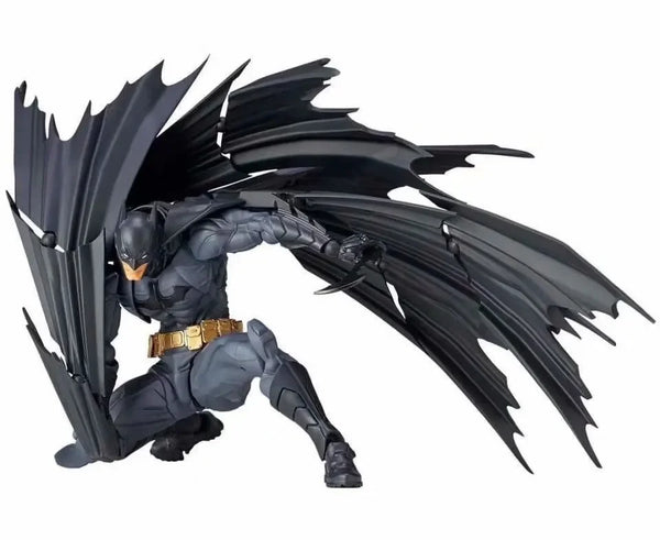 Amazing Yamaguchi DC Batman Figurine (16 cm)