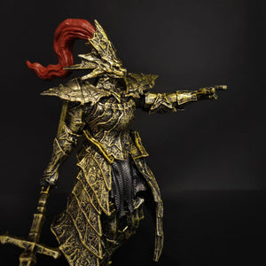 Dark Souls Dragon Slayer Ornstein Golden Armor Figure (21 cm)