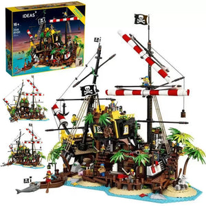 Pirates of Barracuda Bay Shipwreck Building Blocks (2545 Pcs)