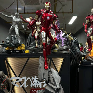 Iron Man Mark 7 Rock Fly Statue (70 cm)