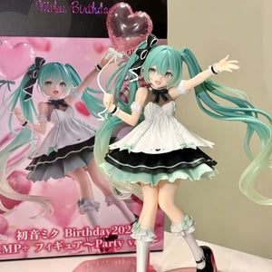 Hatsune Miku Birthday Party Ver. Figurine (20 cm)