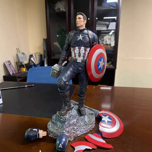 Captain America Endgame Deluxe Figurine (40 cm)