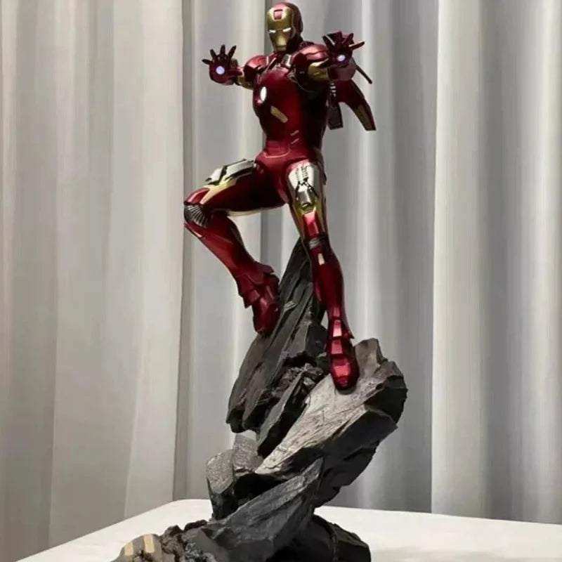 Iron Man Mark VII Battle Mode Luminous Statue (73 cm)